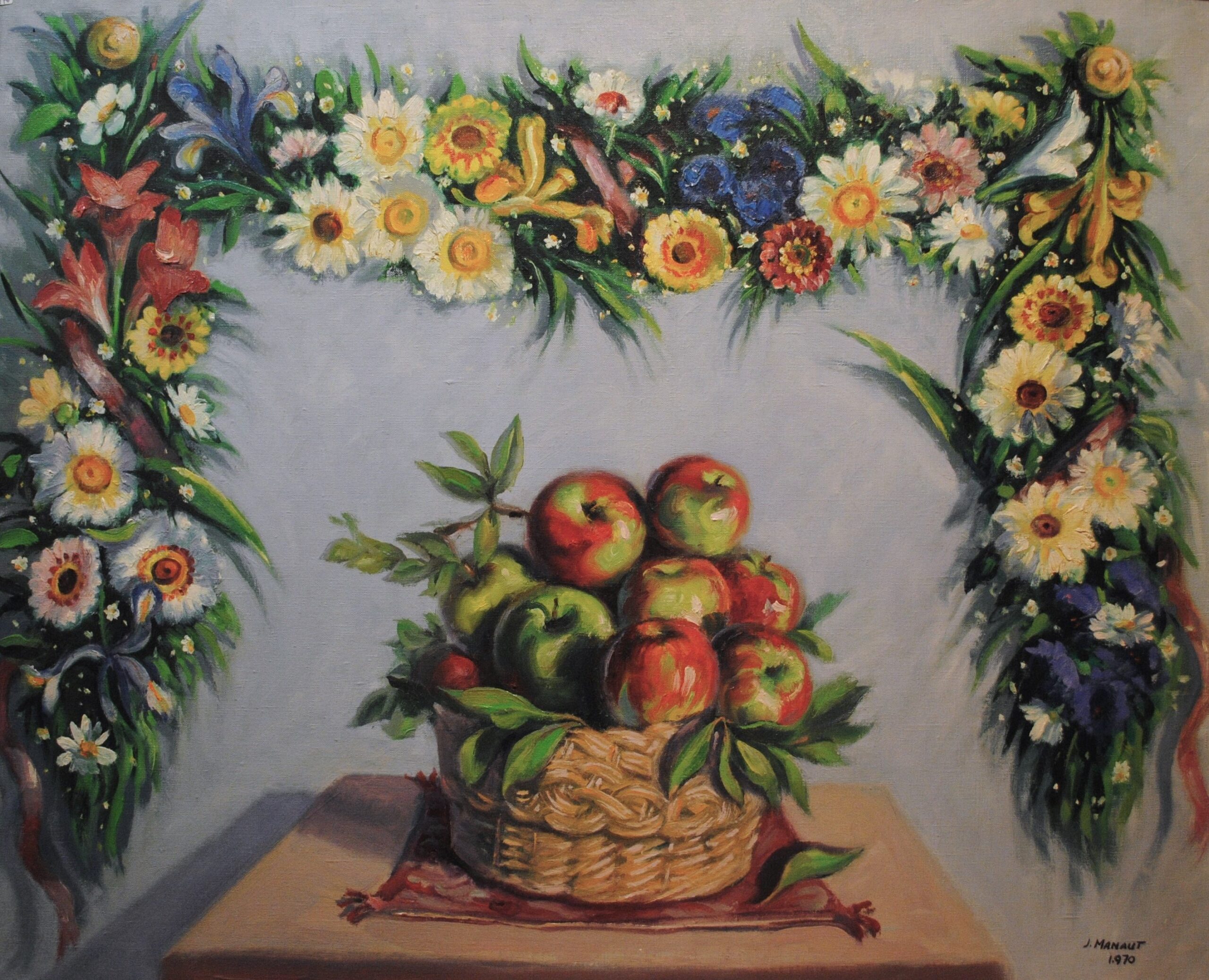 Pintura de José Manaut titulada Bodegón con manzanas y orla de flores, 1970. Óleo sobre lienzo.